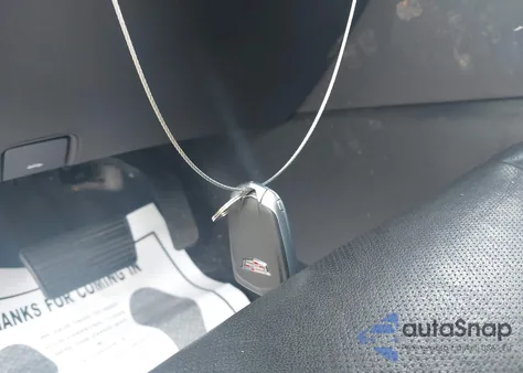 2018 Cadillac Escalade Luxury z USA, uszkodzony, nr VIN 1GYS4BKJ5JR401209